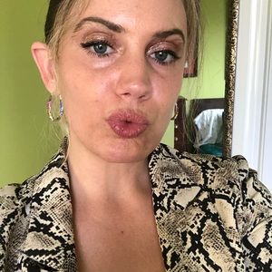 Meet your Posher, Marissa